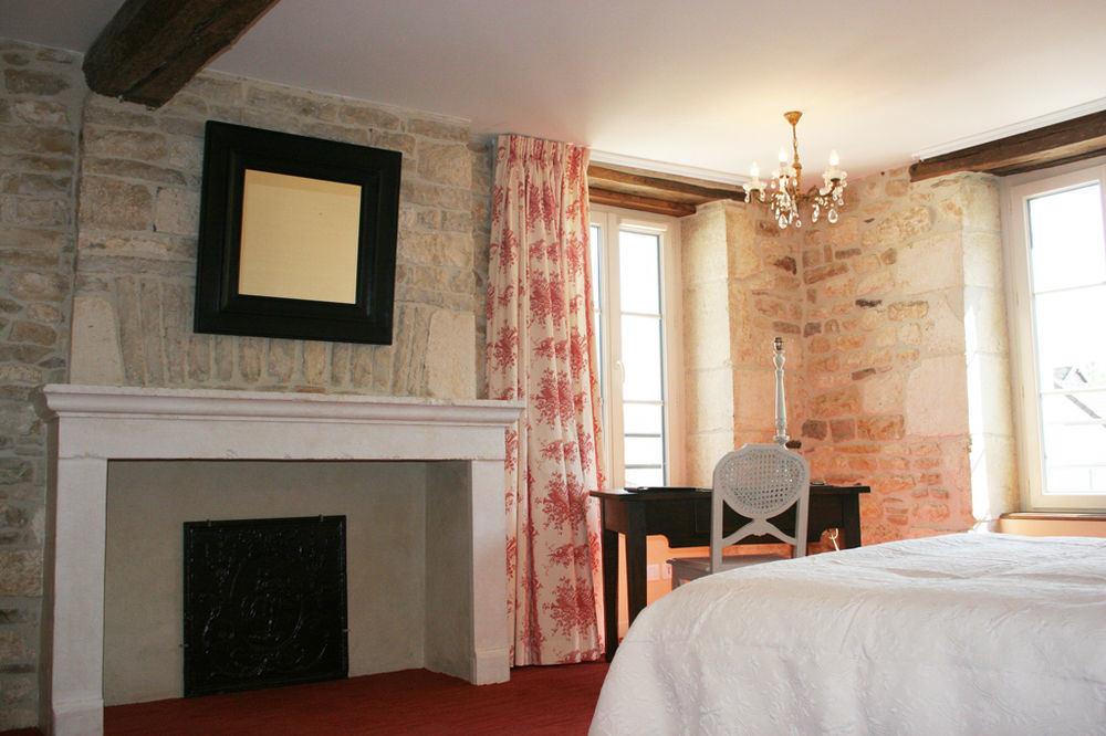 Le Marius Hotel Les Riceys Bagian luar foto