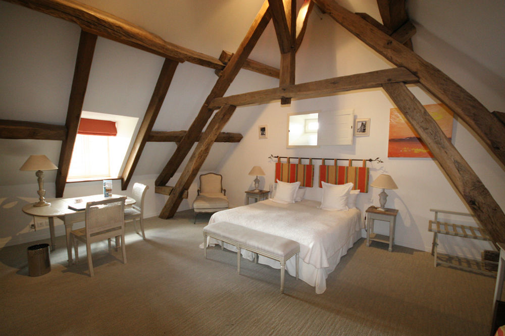 Le Marius Hotel Les Riceys Bagian luar foto