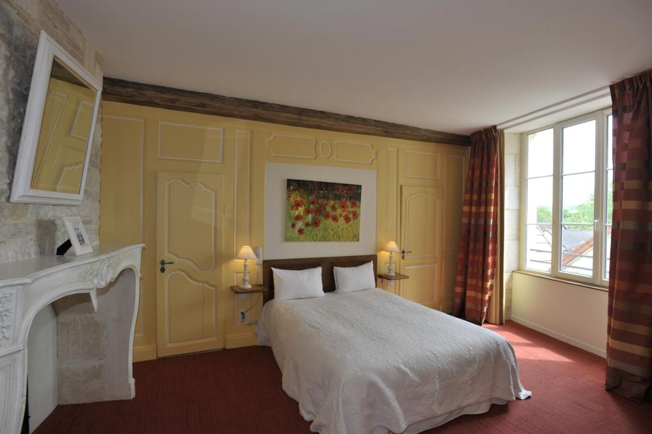 Le Marius Hotel Les Riceys Bagian luar foto
